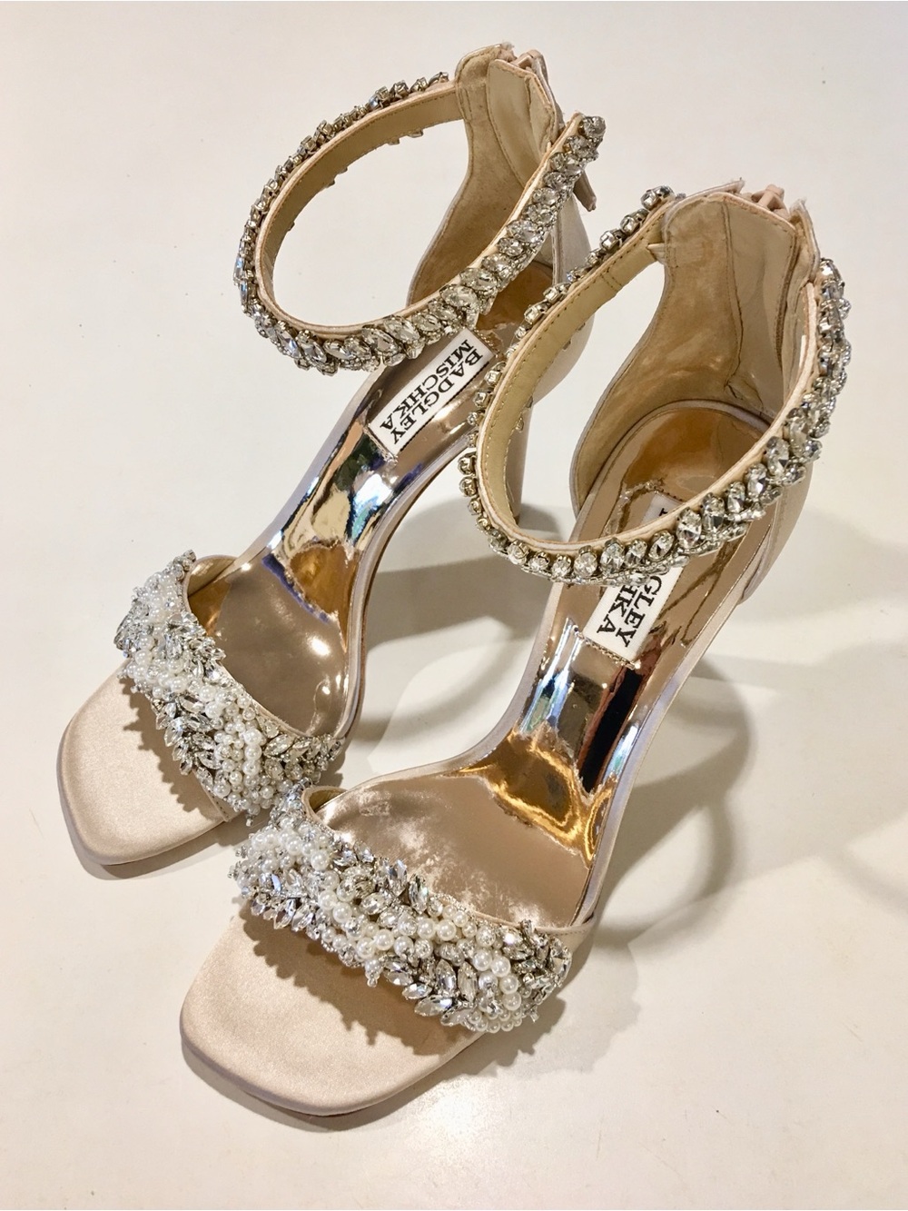 Badgley Mischka Champagne Crystal & Pearl Embellished Ankle-Strap Heels 7.5